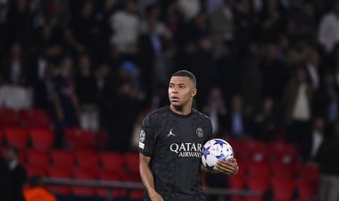 باريس يستهل مشواره في دوري الأبطال بفوز مستحق على دورتموند