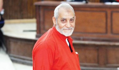 اليوم.. الحكم على مرشد الإخوان محمد بديع و78 آخرين في أحداث المنصة