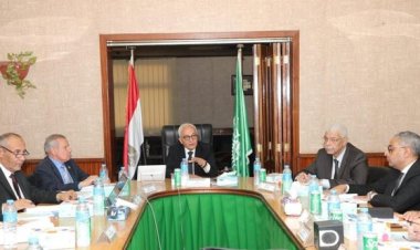 وزير التربية والتعليم يترأس اجتماع مجلس إدارة المركز القومي للامتحانات