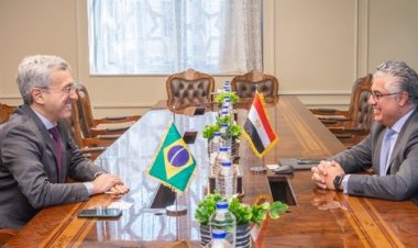 اقتصادية قناة السويس تستقبل سفير البرازيل بالقاهرة لبحث سبل التعاون