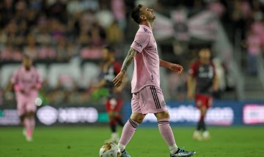 إصابة ميسي تثير القلق في إنترميامي