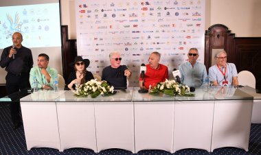 نجوم ندوة مئوية يوسف شاهين بمهرجان الغردقة السينمائي يدعون الشباب لإعادة قراءة أفلامه