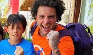 أحمد الفيشاوي ينشر صورًا لابنه من طليقته الألمانية ويكشف عن عمره لأول مرة