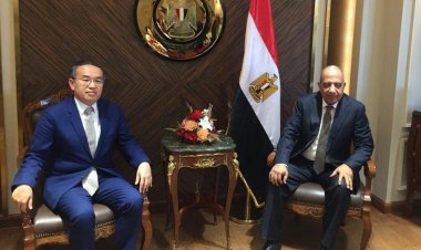 وزير قطاع الأعمال: الحكومة تهتم بتنمية علاقاتها التجارية والاستثمارية مع الصين