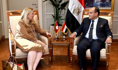 وزير الصناعة يستقبل وزيرة الدولة للشؤون الاقتصادية السويسرية بالعاصمة الإدارية