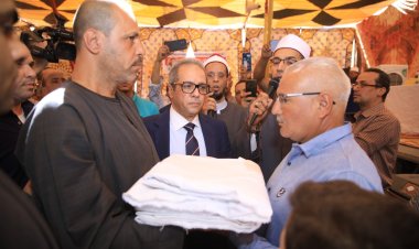 محافظ سوهاج ومدير الأمن يشهدان صلح عائلتي "عمار" و "غنيم"