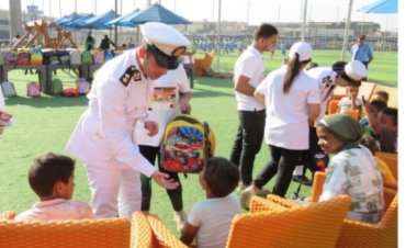 الشرطة توزع  الحلوى على المستشفيات ودور رعاية الأيتام بمناسبة الإحتفال بذكرى المولد النبوى الشريف (صور)