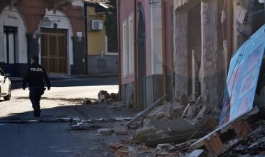 زلزال قوي يضرب حقل بركاني في إيطاليا