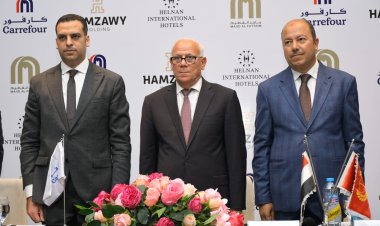 محافظ بورسعيد يفتتح فتتح أول متجر لكارفور بمدينة بورفؤاد