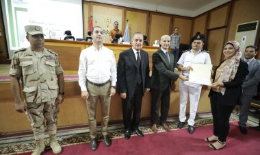 محافظ كفر الشيخ يكرم المتمزين والمشاركين في  التدريب العملي صقر 122