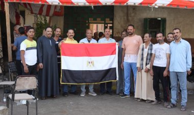 لليوم الخامس.. توافد المواطنين على مكاتب الشهر العقاري لعمل توكيلات تأييد للمرشحين بالانتخابات الرئاسية بالمرج وحلوان