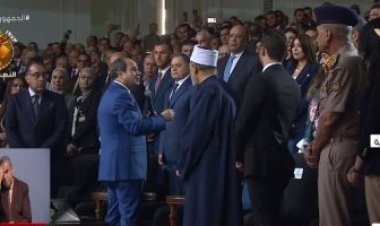 الرئيس السيسي: البلاد بتكبر وتنمو بالعمل والشقا والإخلاص مش بالكلام