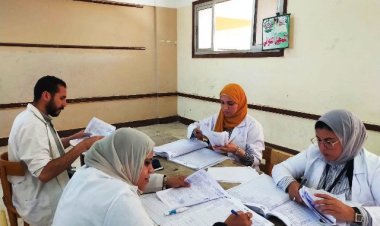 توقيع الكشف الطبي وصرف العلاج بالمجان لـ 2193 مريض من أبناء قرية سماكين الشرق بالحسينية