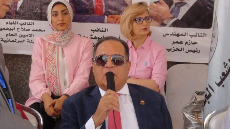شارك فيه «أبو هميلة».. تحرك مهم من «الشعب الجمهوري» بشأن القوافل الطبية بـ«الجيزة»