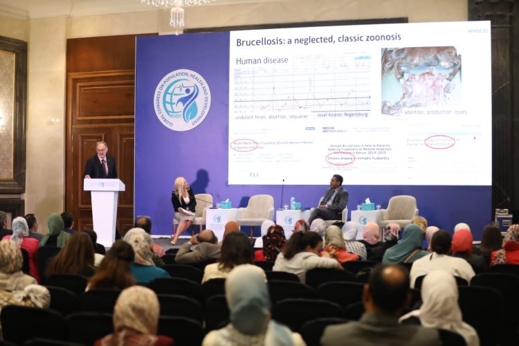 «الصحة» تنظم جلسة حوارية حول البيئة والمناخ