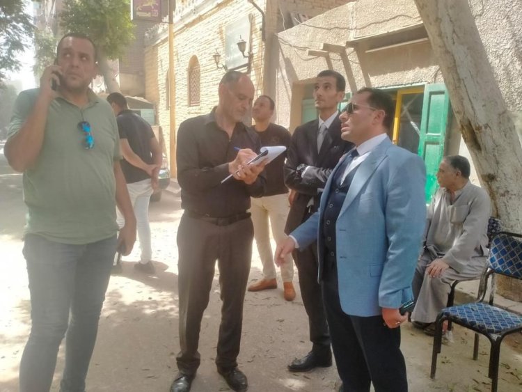 النيابة الإدارية تعاين موقع حريق محل طلاء بمصر القديمة