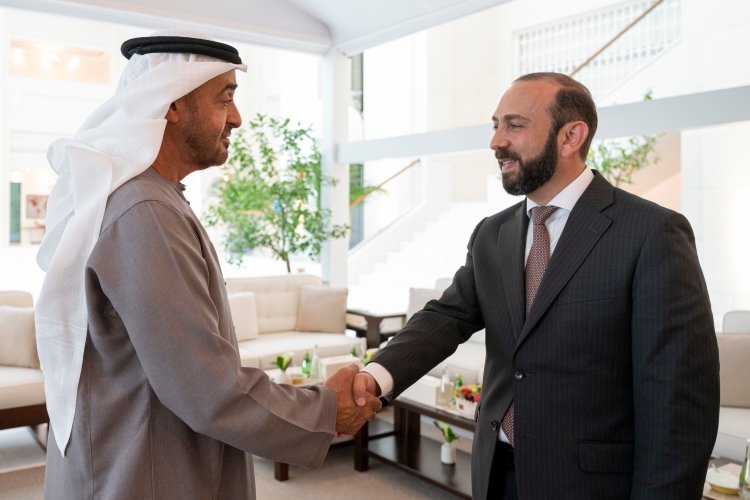 الرئيس الإماراتي محمد بن زايد يستقبل وزير خارجية أرمينيا