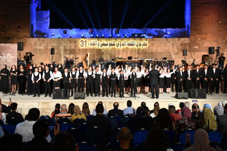 لقطات من مشاركة مركز تنمية المواهب بدار الأوبرا في مهرجان القلعة