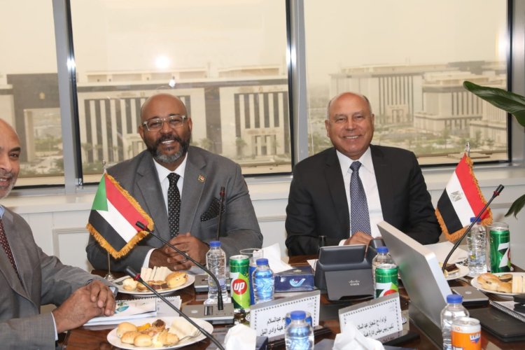وزيرا النقل المصري والسوداني يترأسان الاجتماع رقم 181 للجمعيه العمومية لهيئة وادي النيل للملاحة النهرية