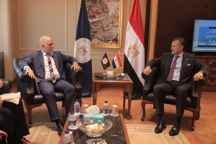 وزير السياحة والآثار يلتقى بسفير الأرجنتين بالقاهرة لبحث تعزيز التعاون