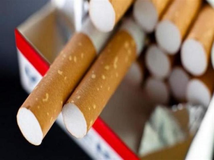ضبط تاجر بحوزته 20 ألف عبوة سجائر مخبأة لحجبها عن الأسواق بالأقصر 