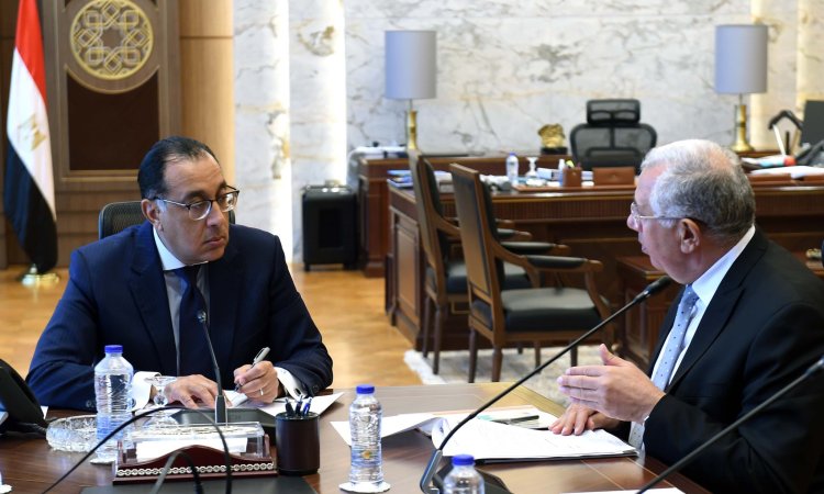 رئيس الوزراء يستعرض مع وزير الزراعة التركيب المحصولي للموسم الزراعي 2022/2023