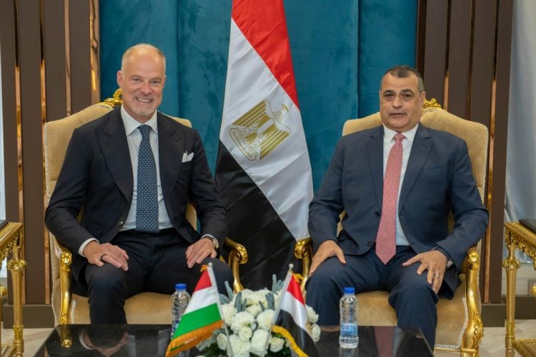وزير الإنتاج الحربي يستقبل وزير دفاع المجر لبحث التعاون المشترك