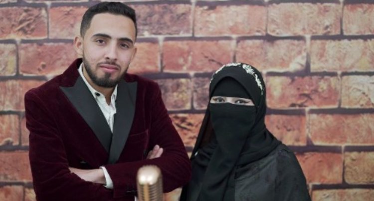 منتقبة تثير الجدل بأغنية «مابروحش مكان».. وزوجها يرد: «أبوها موافق» (فيديو)