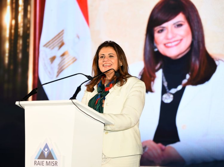 وزيرة الهجرة تفتتح 11 عيادة طبية متنقلة جديدة بدعم من المصريين بالخارج