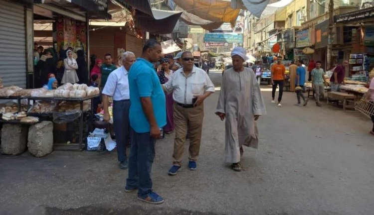 حملات مكبرة لرفع الإشغالات بمركز بني مزار بالمنيا