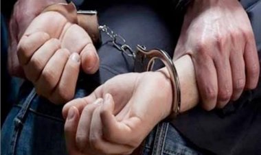 ضبط كاتب بمجلس مدينة مركز ببا في بنى سويف هارب من 45 حكم قضائى 
