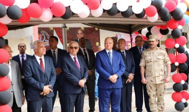 وزير التعليم ومحافظ القاهرة يتابعان انطلاق العام الدراسي الجديد بمدرسة السيدة نفيسة الثانوية بالقاهرة