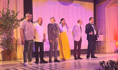 عاجل.. افتتاح مهرجان القاهرة الدولي للمونودراما بتكريم محمد صبحي