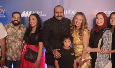 شاهد العرض الخاص لفيلم سكر.. وماجدة زكي تعتذر عن الحضور