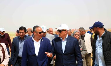 بدء تقديم خدمات التحاليل الزراعية للتربة والمياه داخل أراضى الـ ١.٥ مليون فدان فى المغرة