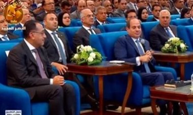 السيسي: «موازنة الحكومة لها حدود وإحنا بنجيب من صندوق تحيا مصر»