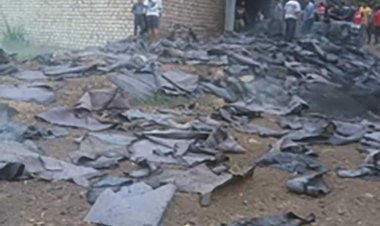 ماس كهربائي يشعل النيران في مخزن للإسفنج بالمنوفية