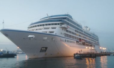 على متنها 1031 سائح.. ميناء بورسعيد يستقبل السفينة السياحية «نايوتيكا» (صور)