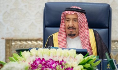 خادم الحرمين الشريفين يرأس جلسة مجلس الوزراء