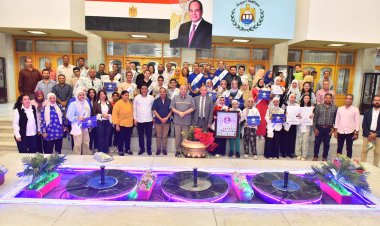 محافظ أسيوط يشهد احتفالية تكريم الطلاب المتفوقين دراسيًا لأبناء العاملين بشركة مياه الشرب