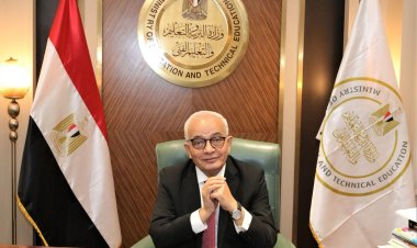 وزير التعليم يوقع قرارات تعاقد المعلمين الجدد الناجحين في «مسابقة ٣٠ ألف معلم»