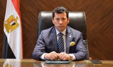 وزير الرياضة يهنئ نظيره المغربي علي استضافة كأس العالم 2030