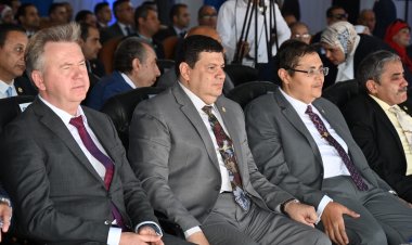 تركيب مصيدة قلب المفاعل بالوحدة النووية الأولي بمحطة الضبعة