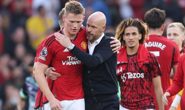 كريستال بالاس يسحق مانشستر يونايتد برباعية في الدوري الإنجليزي