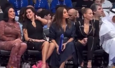 ياسمين صبري برفقة إليسا في إحدى مباريات الـ NBA في أبو ظبي (فيديو)