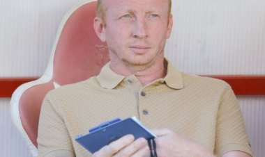 شباب بلوزداد يفسخ عقد مدربه البلجيكي «فاندنبروك»