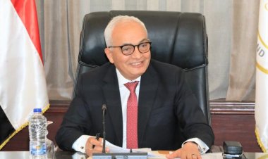 «متحدث التعليم» يرد على أسئلة مشاهدي «من مصر»" بشأن العملية التعليمية