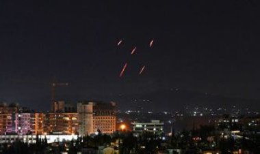 غارة إسرائيلية تستهدف مسجدا في غزة وتدمره بالكامل