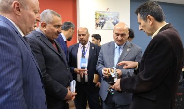 وفد التعليم وجامعاتها يجري جولة علمية في عدد من الجامعات الإيرانية