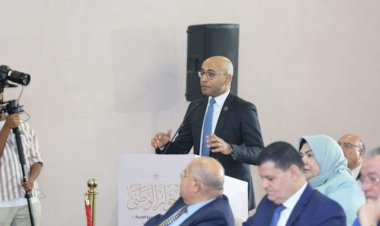 النائب علاء مصطفى ينتقد قرار إيقاف السحب بالدولار من بطاقات الخصم المباشر (تفاصيل) 